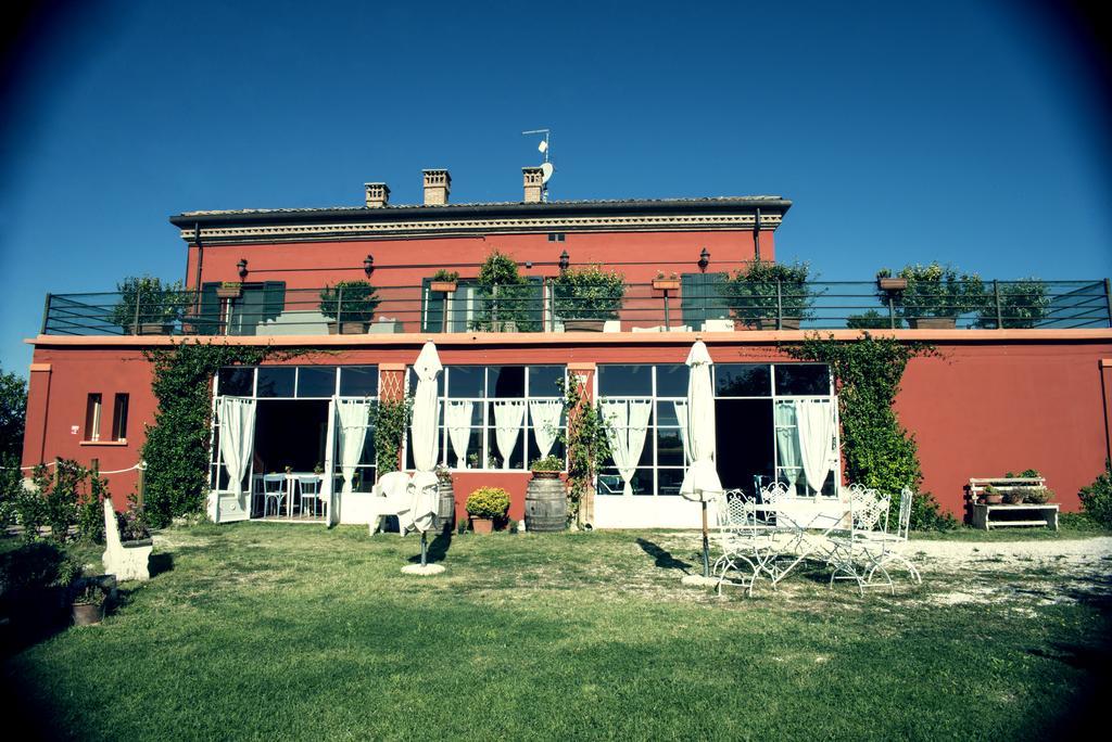 Vila Tenuta Santini Coriano Exteriér fotografie