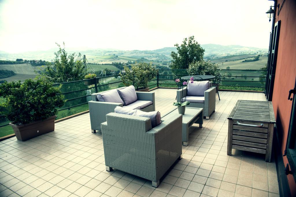 Vila Tenuta Santini Coriano Exteriér fotografie
